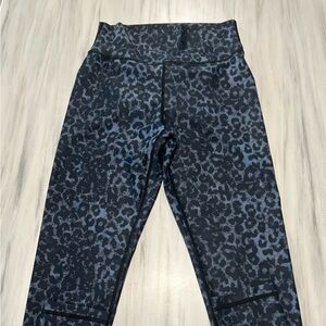 ⭐️Ziya leggings leopard print size 2